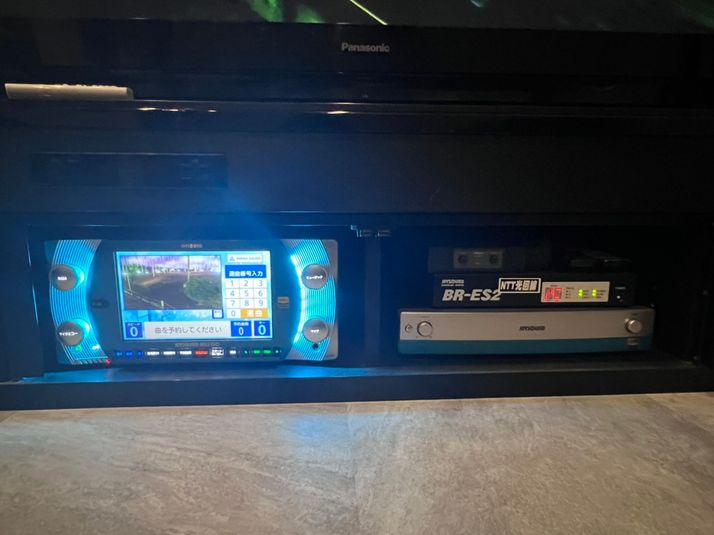 カラオケ付きルーム - ゴテッツ