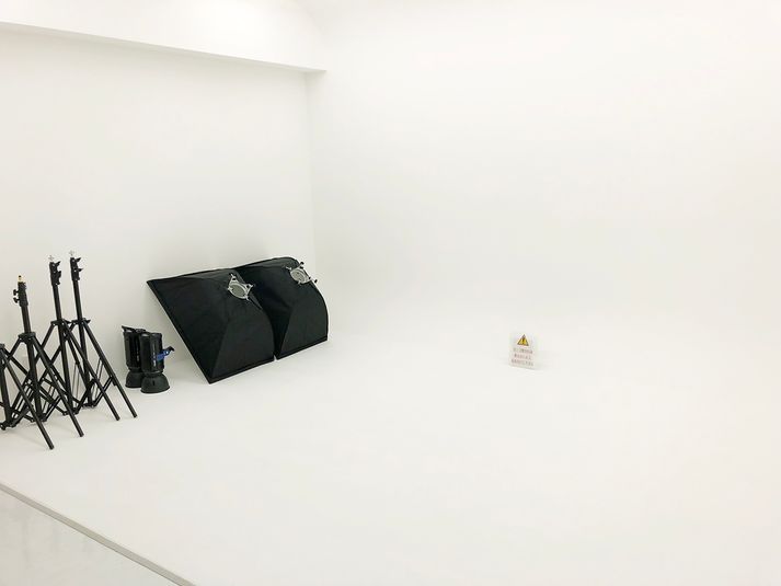 402_VINCENT STUDIO 白ホリ 撮影スペースの室内の写真
