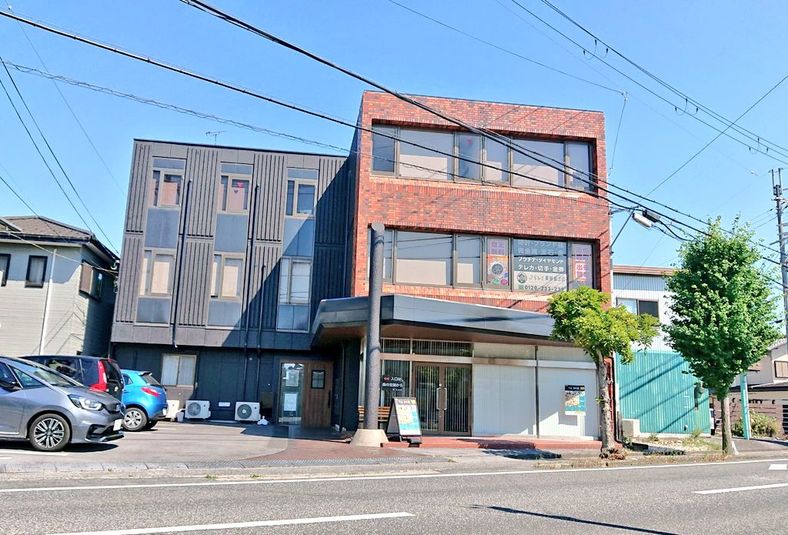 彦根 カフェ風イベントスペース - コワーキングスペース1st.BASE