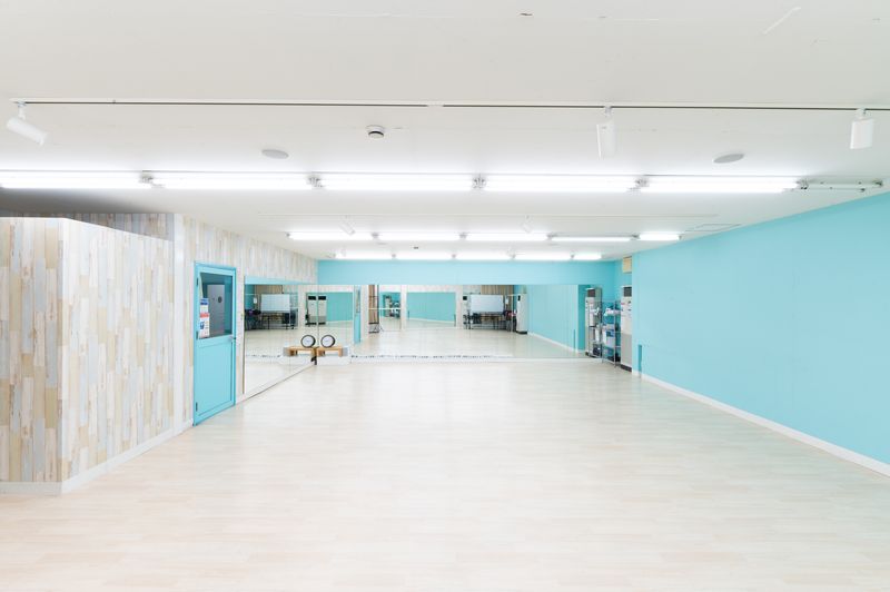 すたじお空（スタジオクウ） - 権現ビル（ARUKAビル）