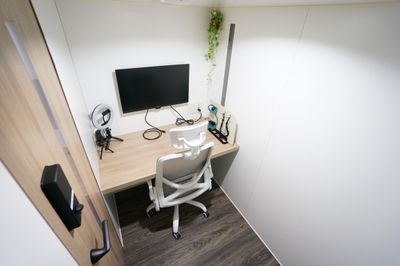 【個室型ワークブース鶴見】 個室型ワークブース鶴見No.6の室内の写真