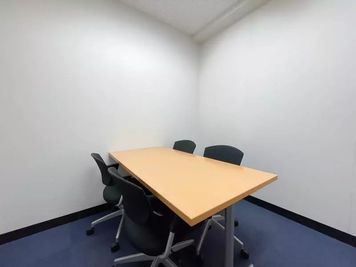 【有楽町駅日比谷口から30秒/4名収容】完全個室！ワンコイン会議室有楽町room⑱ - ワンコイン会議室有楽町