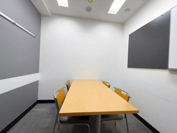 ワンコイン会議室有楽町 ワンコイン会議室有楽町room㉓の室内の写真