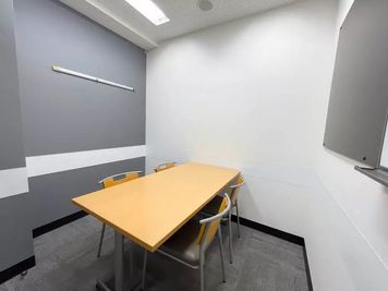 ワンコイン会議室有楽町 ワンコイン会議室有楽町room㉓の室内の写真