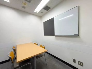 ワンコイン会議室有楽町 ワンコイン会議室有楽町room㉓の室内の写真