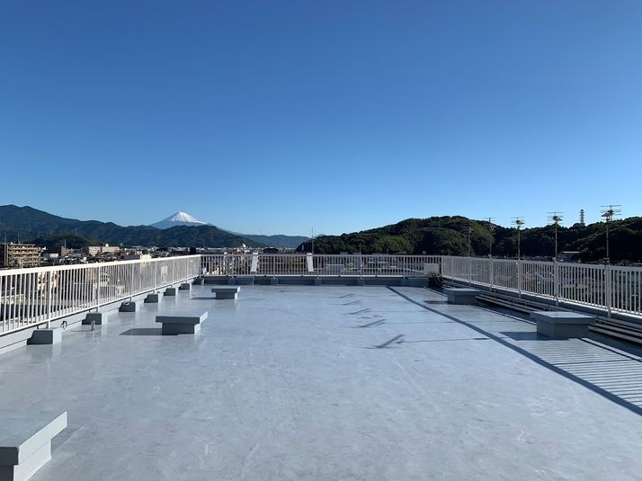 仲野ビル レンタルスペース 富士山の見える屋上スペースの室内の写真