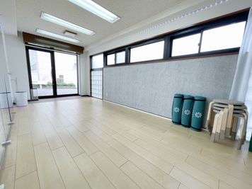 キッチン・トイレ側からみた全体イメージです。 - ダンススタジオ【ＧｒｅｅｎＡｃe３】 千葉駅ダンススタジオ【ＧｒｅｅｎＡｃｅ３】の室内の写真
