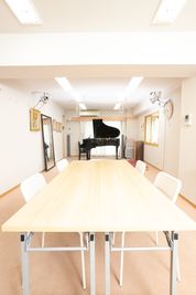 チェレステ・スタジオ松濤 大人数プラン(16人から30人)の室内の写真