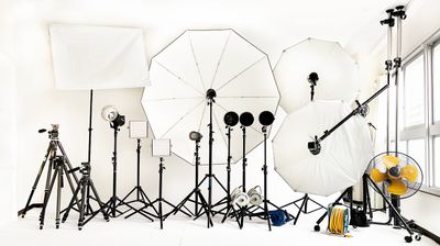 撮影機材付きです。
（カメラ、パソコン以外） - 六本木ニュー麻布ビルスタジオ 白ホリゾント レンタル 写真動画スタジオの室内の写真