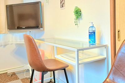 テーブル/チェア - 時間貸し個室空間「トレリラ北千住」 貸切プライベートレンタルサロン/充実設備の隠れ家スポットの設備の写真