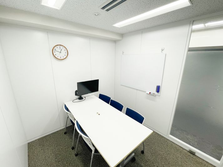 Room 2 - ウィズスクエア・GLOXIA銀座店