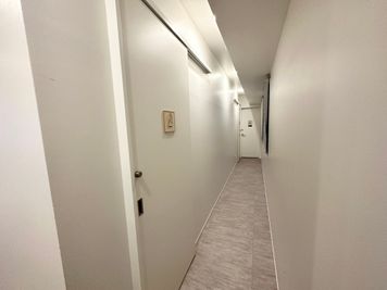 【1番手前のお部屋が当スペースです】 - INBOUND LEAGUE 【運営終了】2階 BIWAの入口の写真