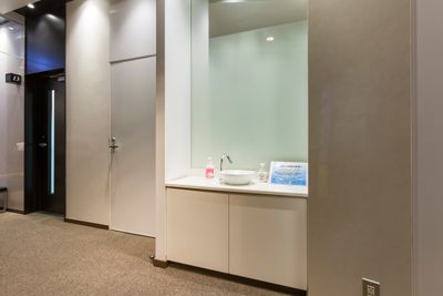 洗面台 - ミュージックアベニュー池袋 グランドピアノ防音部屋 21番教室の設備の写真