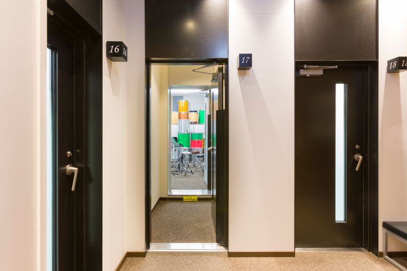 ドラム防音部屋 17番教室 - ミュージックアベニュー池袋