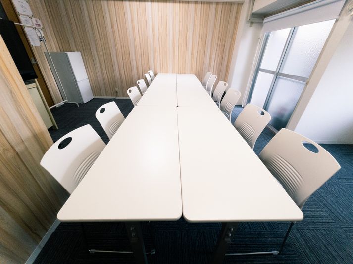 新大阪駅徒歩2分★全設備無料★ニューオープン - 会議室オアシス新大阪