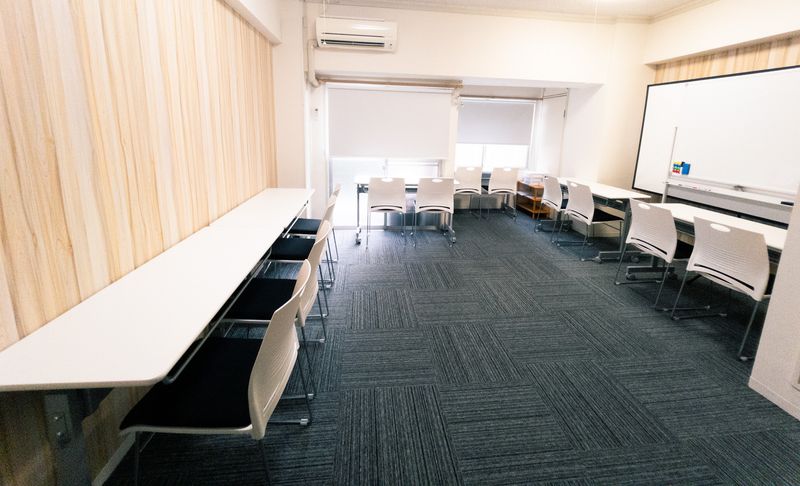 新大阪駅徒歩2分★全設備無料★ニューオープン - 会議室オアシス新大阪