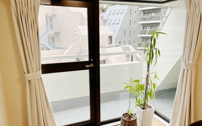 開放感のある窓 - レンタル会議室 URBAN FORESTの室内の写真