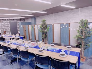 《VILLENTBiz神戸元町》 《キッチン付 多目的 パーティ―ルーム》32名最大40名 の室内の写真