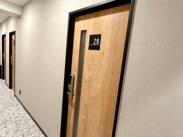 【ご予約いただいたブースをお探しください】 - 【閉店】テレワークブース門前仲町 協和ビル 【閉店】ブース28の入口の写真