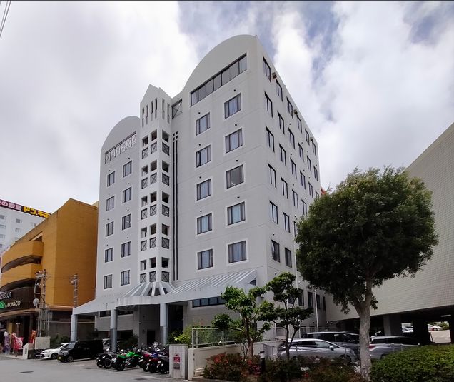 旭町101会議室[定員8+予備椅子] - みんなの貸会議室　那覇旭町店