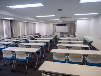 東京作家大学 貸教室・貸会議室（Room2）の室内の写真