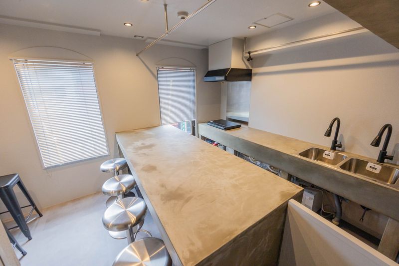 業務用カウンターテーブル　引き取りの方は6,000円割引！ 業務用カウンターテーブル 引き取りの方は6,000円割引！