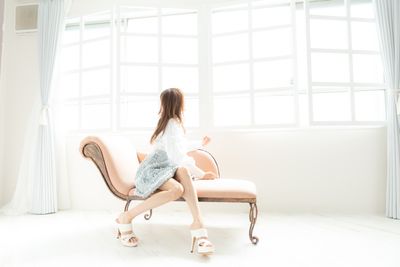 存在感のある椅子で可愛いさ＋ - Matelasse Photo Studioの室内の写真