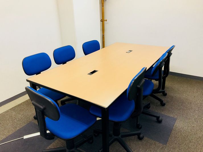 H会議室 - 澤田聖徳ビル