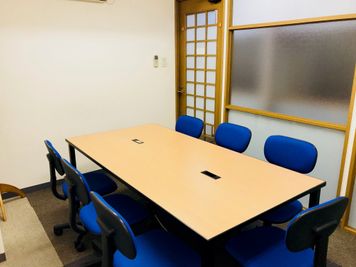 澤田聖徳ビル H会議室の室内の写真
