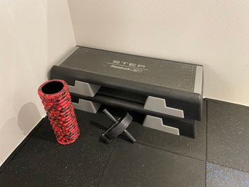 F-LAB 駅チカ完全無人レンタルジムの設備の写真