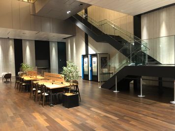 【テレキューブ】大阪梅田ツインタワーズ・サウス。視線と音を遮る、プライベートな集中環境。(144-2) - テレキューブ 大阪梅田ツインタワーズ・サウス