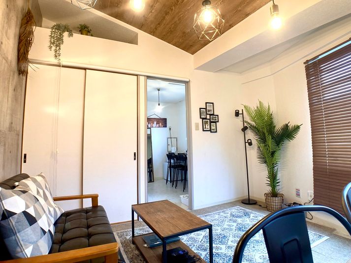 玉川花みず木通のレンタルスペース🍃「としょかんのうら二子玉川」 - レンタルスペース・貸し会議室「としょかんのうら二子玉川」