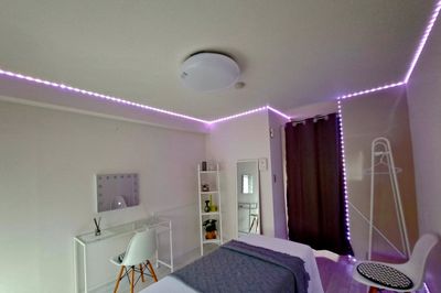 貸切サロン/南青山Lua：LED照明 - レンタルサロン【南青山Lua】 【南青山Lua】完全貸切の隠れ家プライベート空間/個室型サロンの室内の写真