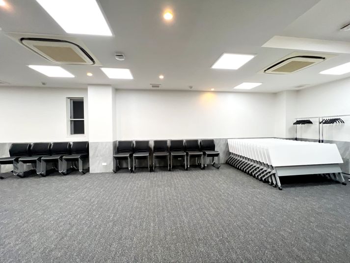《レビュー割対象》RoomB（ｾﾙﾌ設営/什器寄/当日予約OK） - 名古屋会議室 ATS広小路ビル栄駅前店