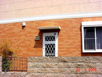 記念美術レンタルペース３時間～　予約リクエスト 美術スペース＊丸本屋３時間～記念の室内の写真