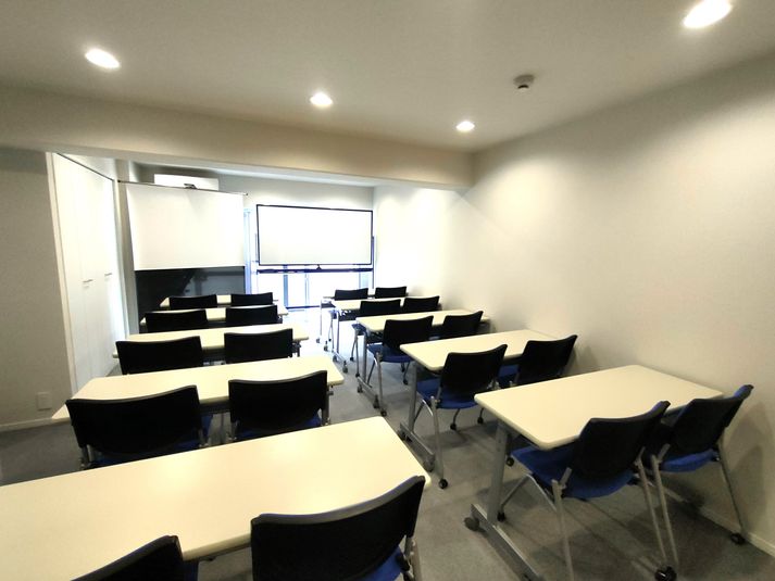 02〈LINCRASウーブル博多〉 - LINCRASウ―ブル博多