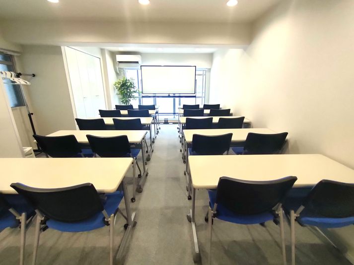 02〈LINCRASウーブル博多〉 - LINCRASウ―ブル博多