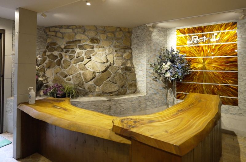 風のホール - ギャラリーカフェ 風の時計 