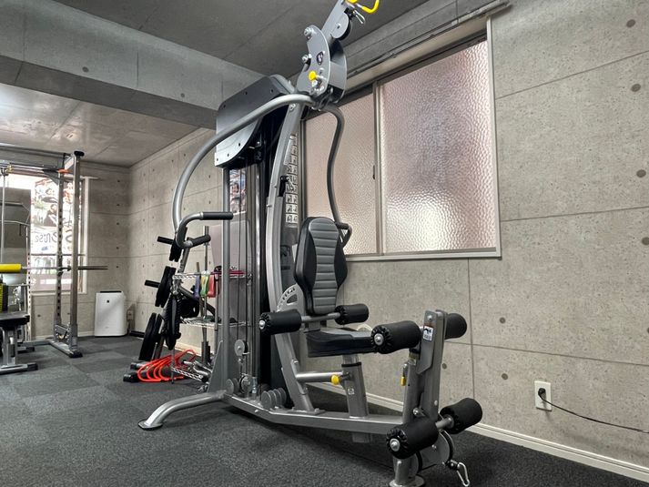 マルチマシン等機材が豊富なレンタルジム - SENSE BODY DESIGN STUDIO