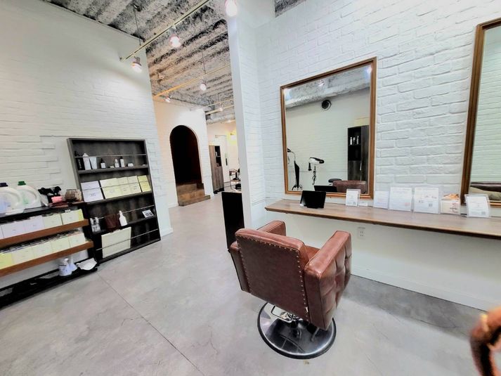 オープンスペース★フリーランス美容師オススメ★広々10席 - MIG×LIG