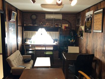 808-2F（やおやの2かい）の室内の写真