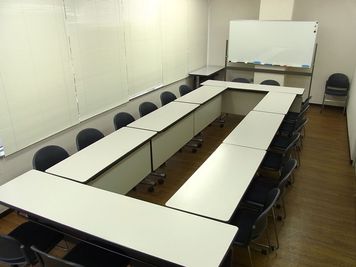 東京会議室 レンタルスペース シブヤ・ネクサス F-ROOM （8階）の室内の写真
