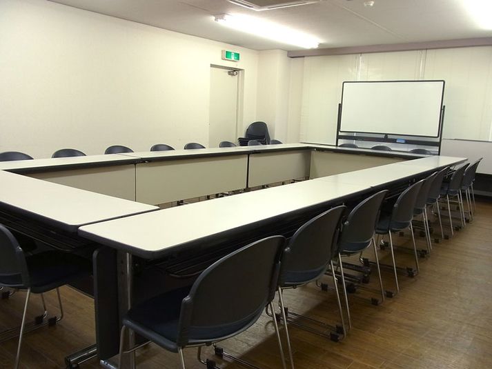 東京会議室 レンタルスペース シブヤ・ネクサス D-ROOM （8階）の室内の写真