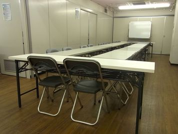 東京会議室 レンタルスペース シブヤ・ネクサス 303+304 （3階）の室内の写真
