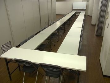 東京会議室 レンタルスペース シブヤ・ネクサス 302+303 （3階）の室内の写真