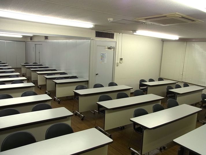 東京会議室 レンタルスペース シブヤ・ネクサス D+E-ROOM （8階）の室内の写真