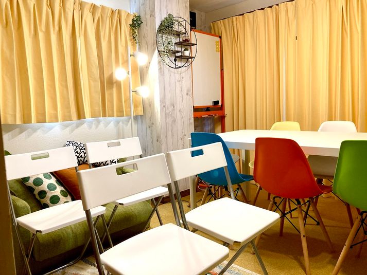 駅近🍃華やいだ空間🌸貸し会議室「としょかんのうら柏」 - としょかんのうら・かしわ