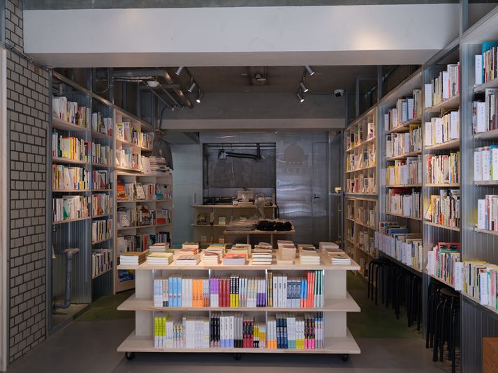 【撮影/貸切可能】書店全体利用 - 透明書店
