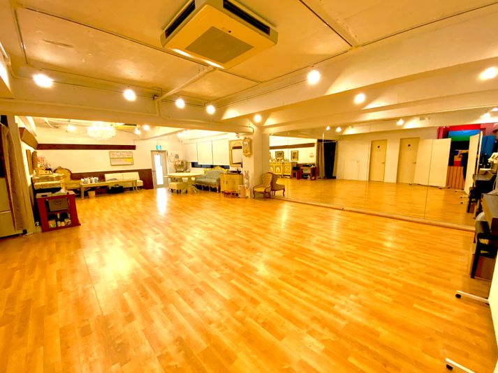 好アクセスのダンススタジオです！ - Studio Con Brio（スタジオ　コンブリオ）の室内の写真