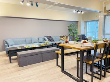 〈SMILE工房 グランツ名古屋〉 キッチン付レンタルスペース、イベントスペースの室内の写真